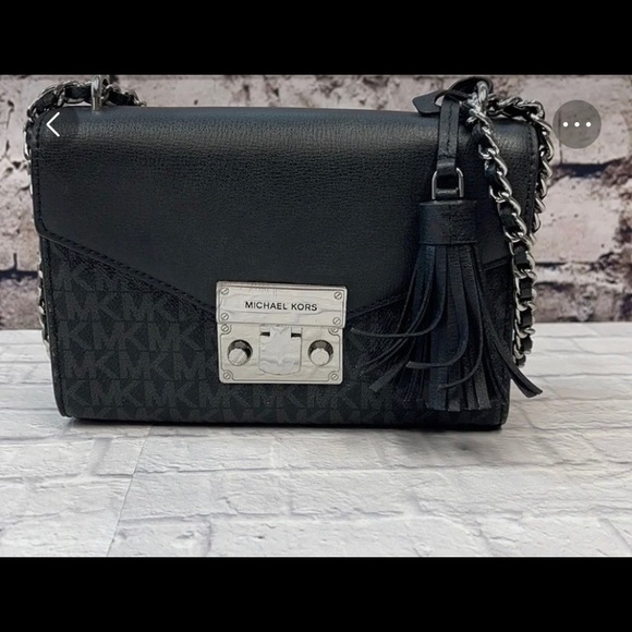 Michael Kors Rose Chain crossbody - Picture 3 of 11